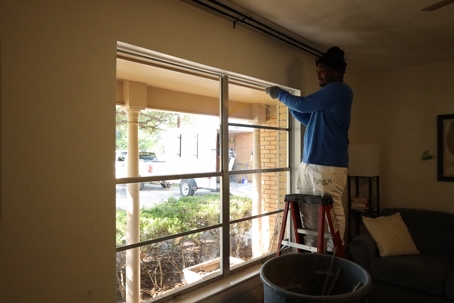 Should You Choose A National Or Local Contractor For Your Remodeling Project?