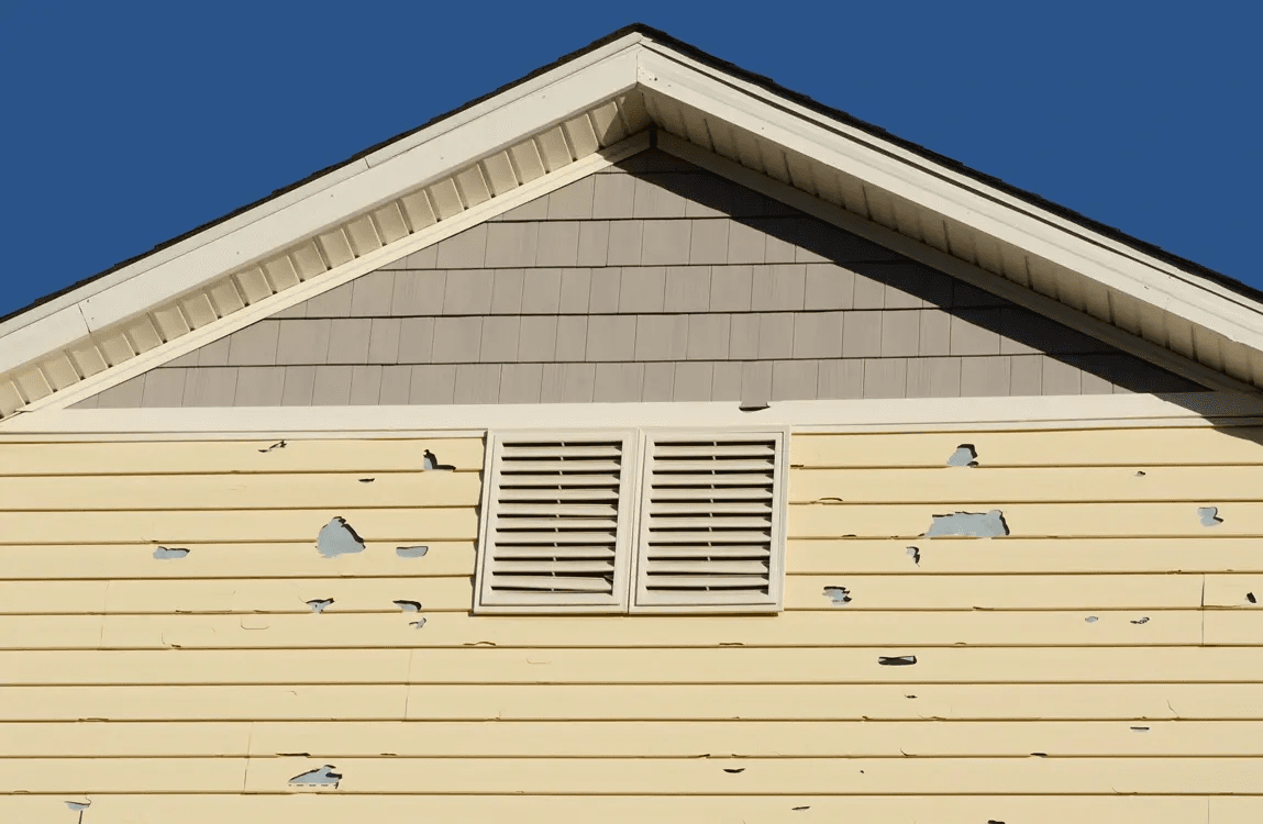Texas-Hailstorms-Are-Bad-News-for-Vinyl-Siding-2