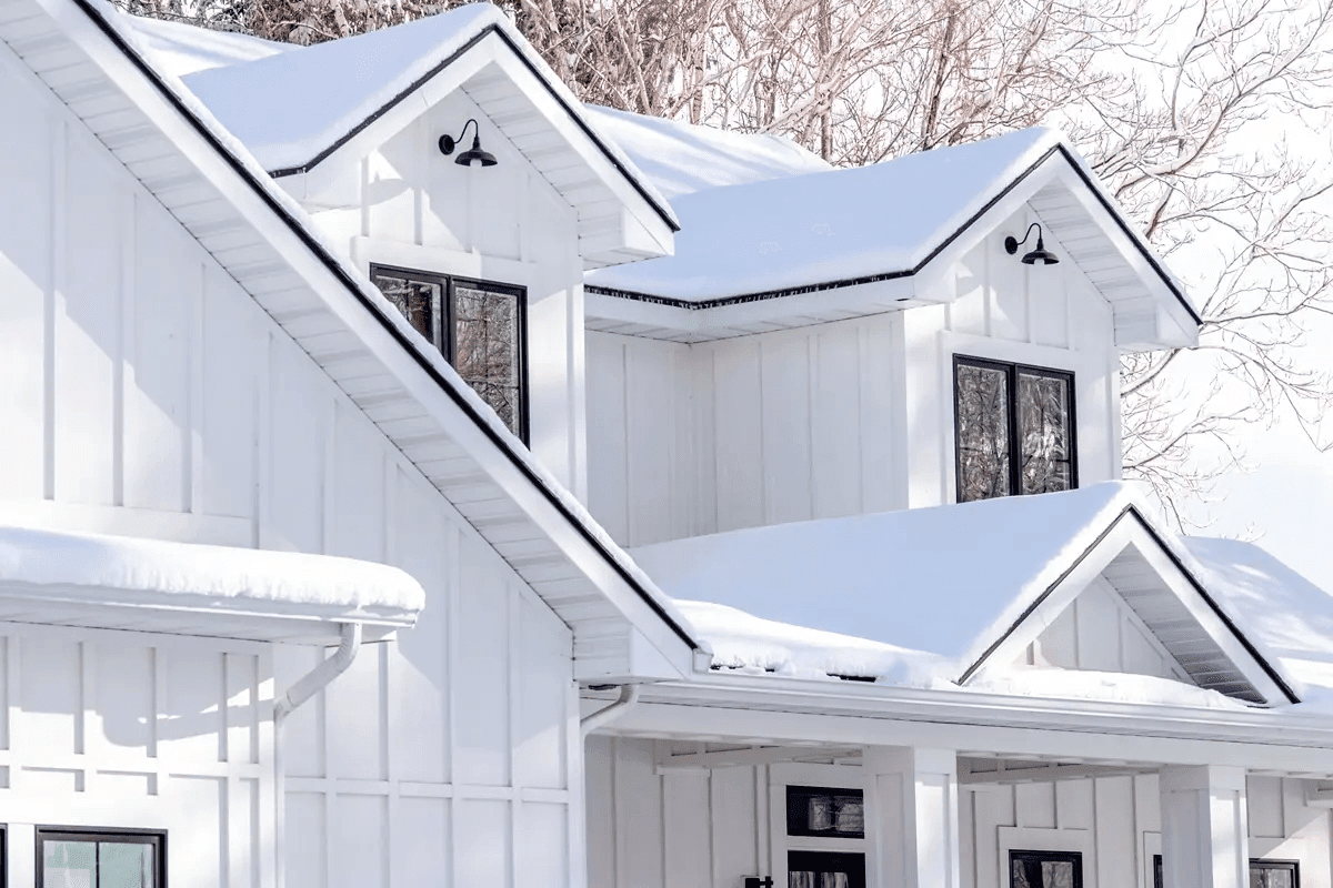 board-batten-siding-white-farmho