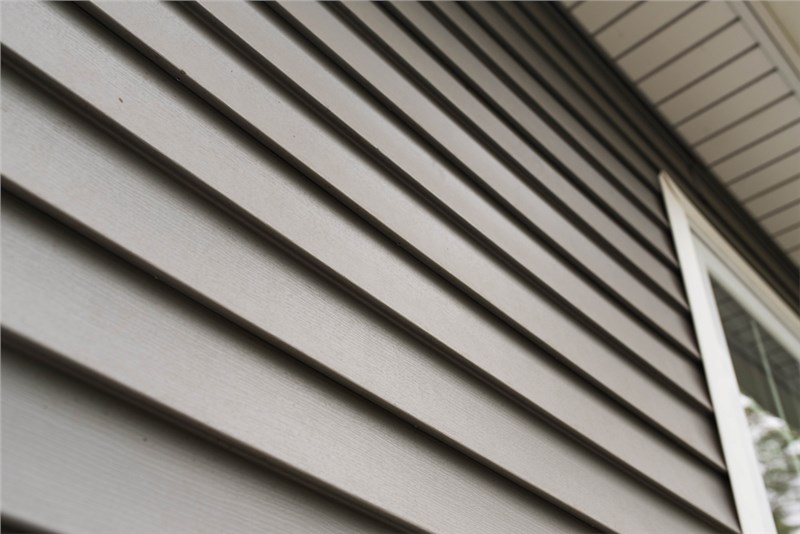 Exterior Siding Options: Bring the Beachy Look Back to South Texas