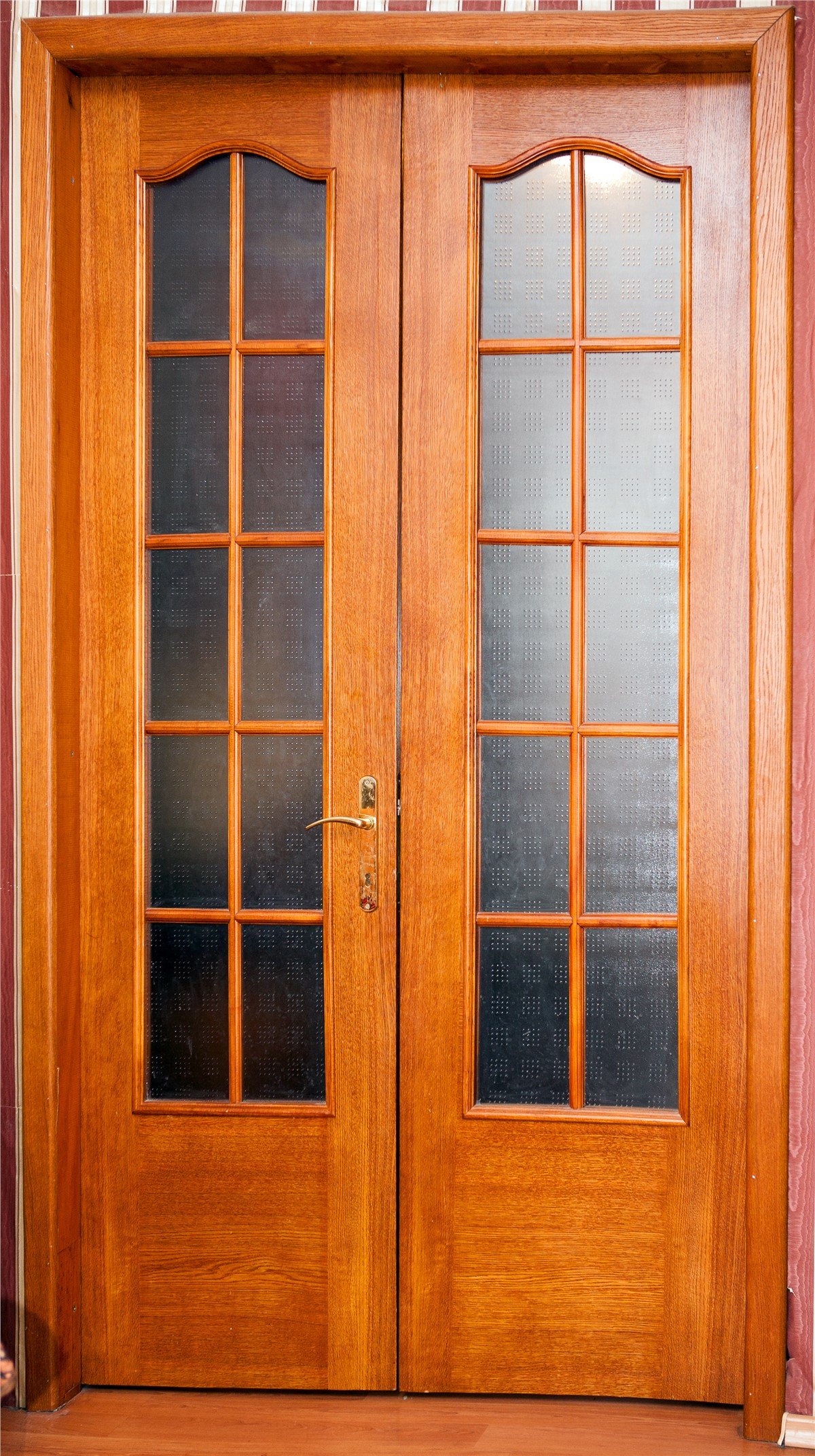 front door installation