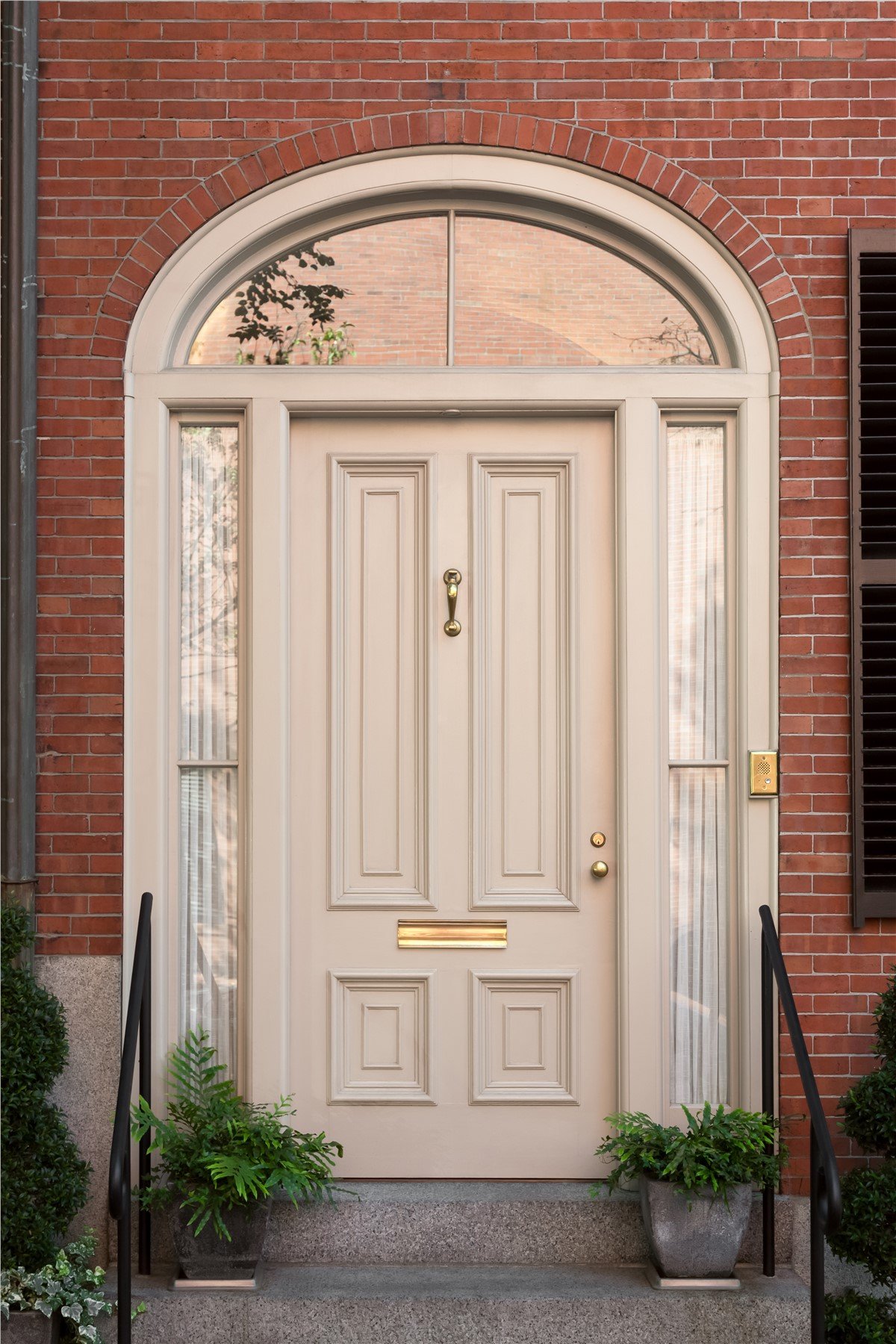 front door installation